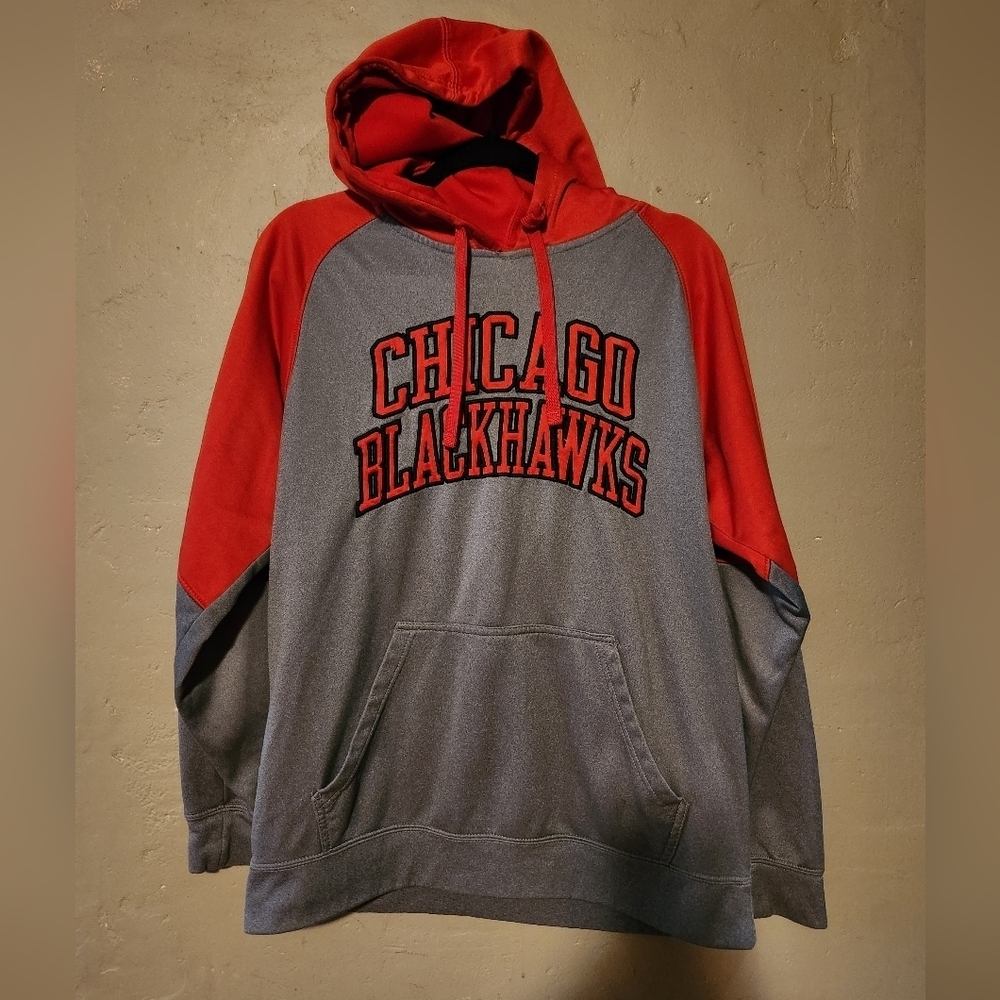 NHL Chicago Blackhawks hoodie red and gray size Men's Medium